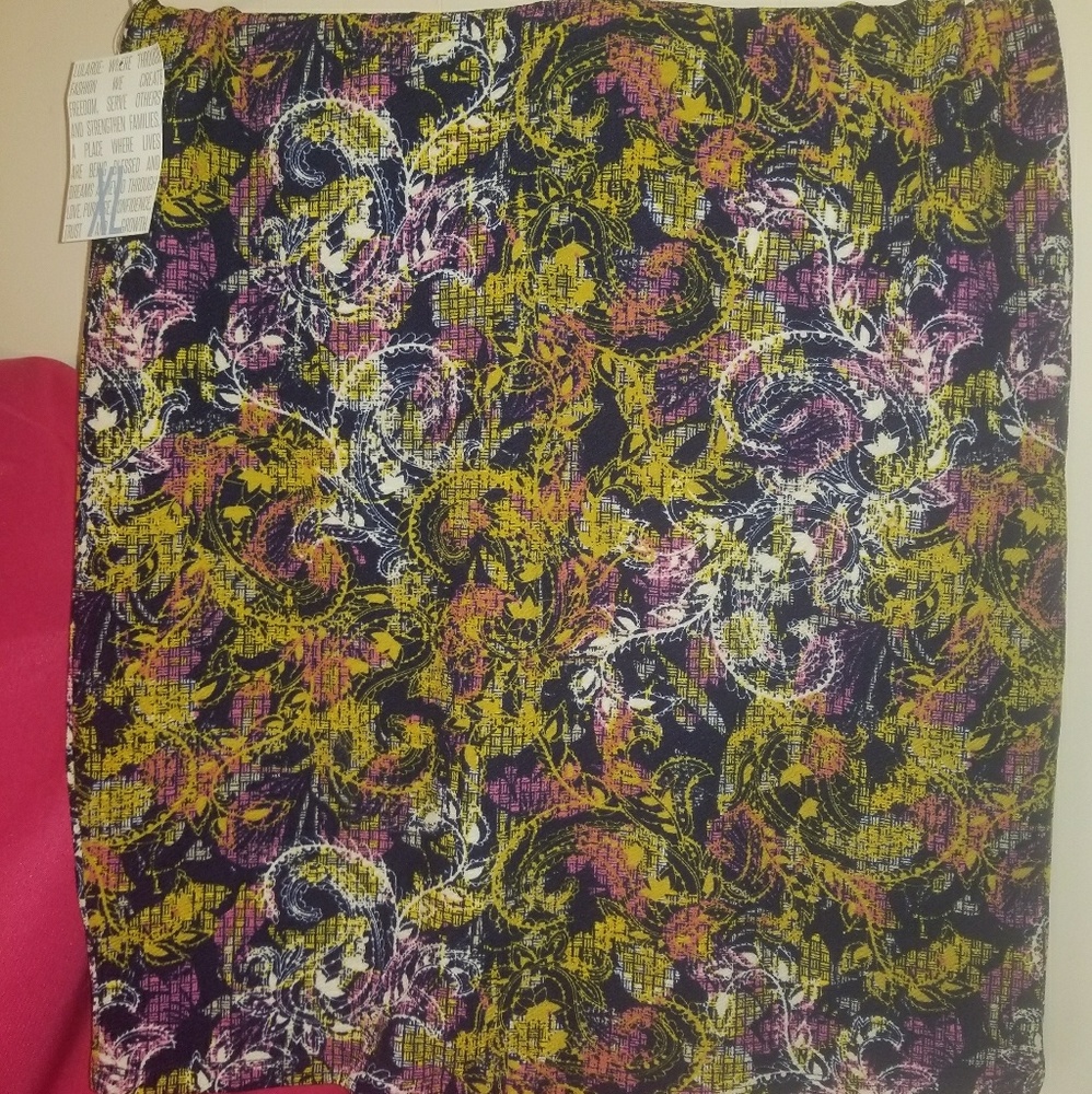 Cassie pencil skirt